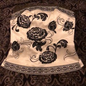 Floral sleeveless blouse